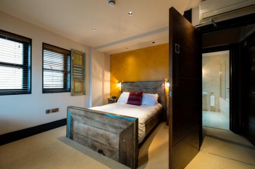 The-Charter-House-Full-res-5795