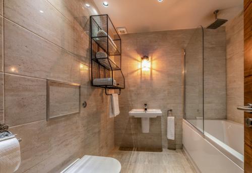 The-Charter-House-Full-res-5820